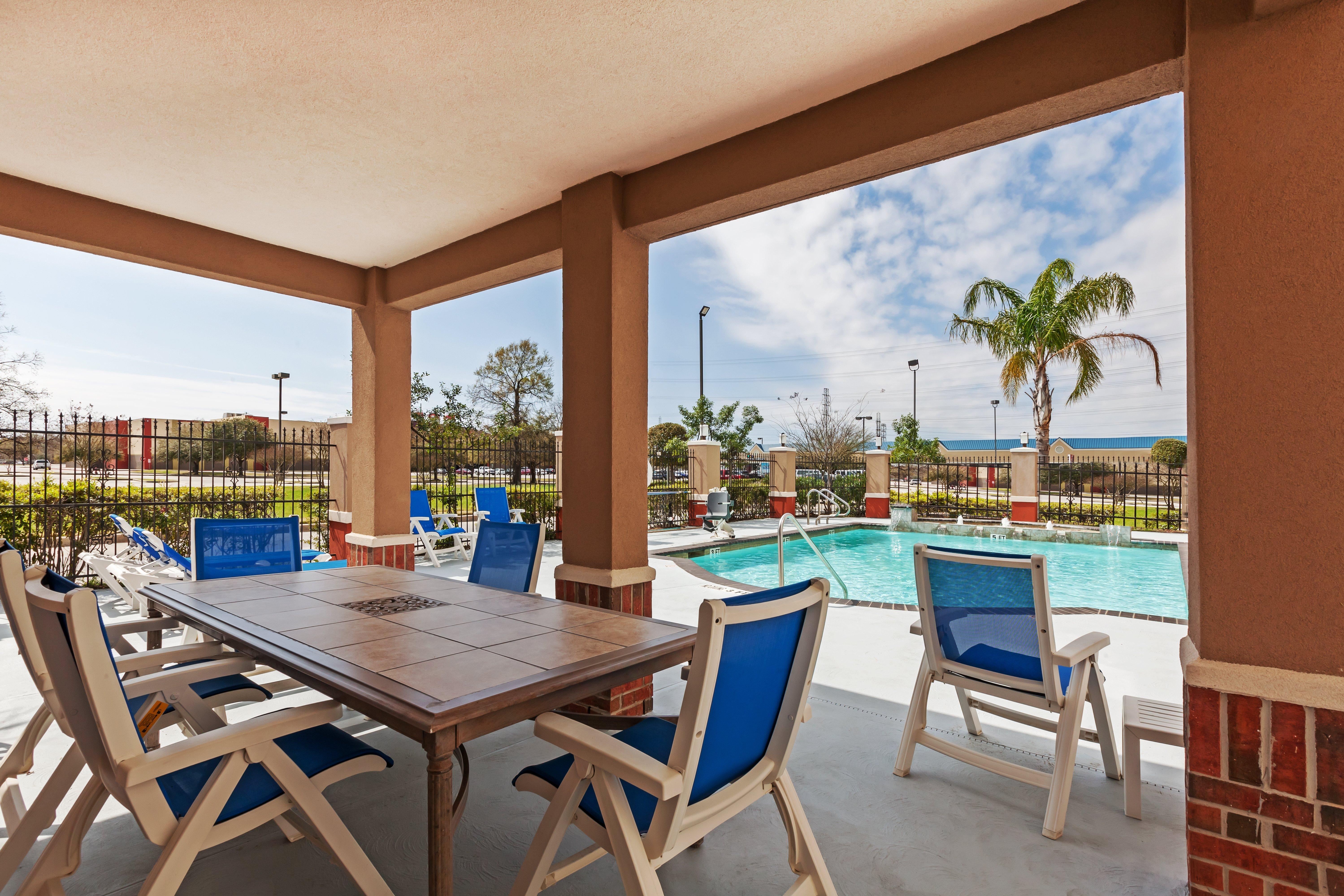 Holiday Inn Express & Suites Houston East By Ihg Dış mekan fotoğraf