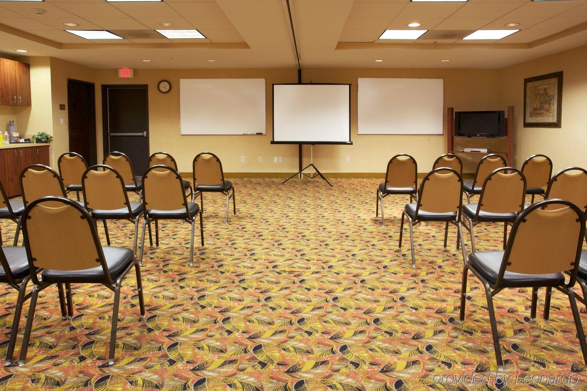 Holiday Inn Express & Suites Houston East By Ihg Konforlar fotoğraf
