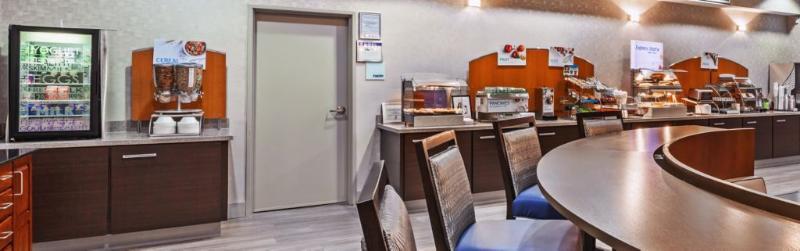 Holiday Inn Express & Suites Houston East By Ihg Dış mekan fotoğraf