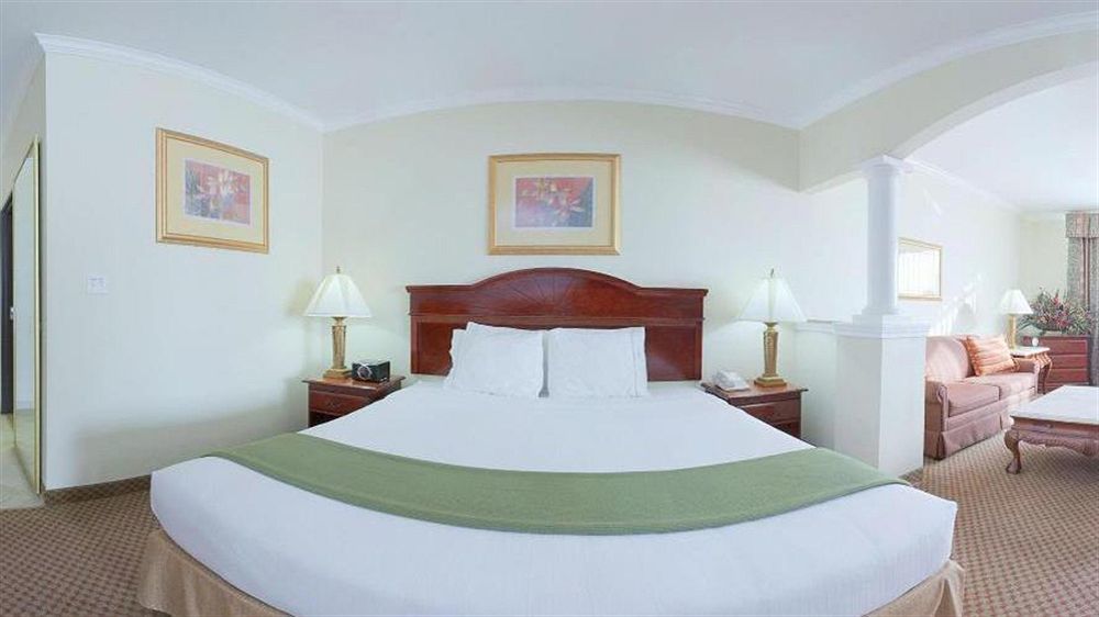 Holiday Inn Express & Suites Houston East By Ihg Dış mekan fotoğraf