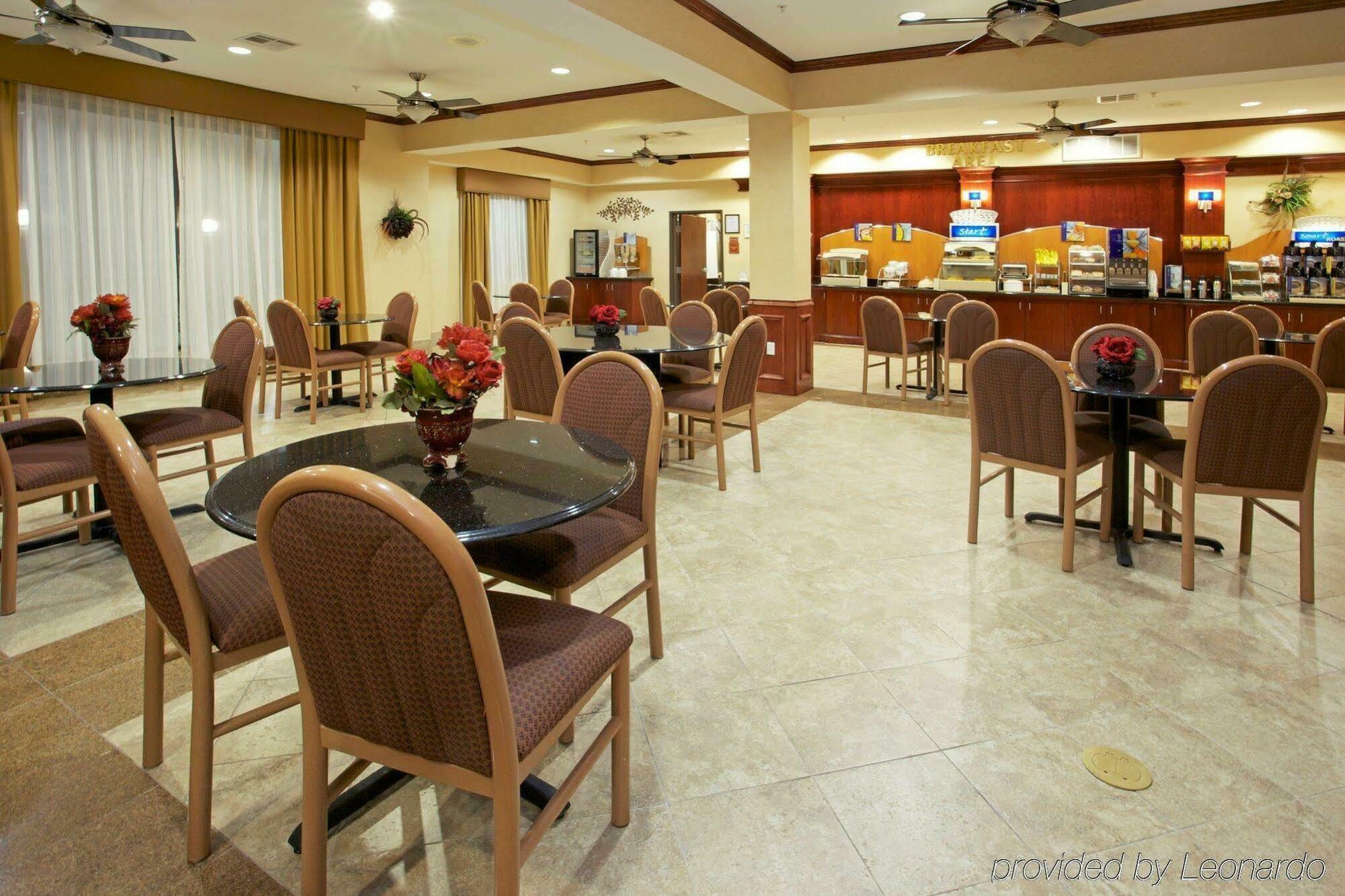 Holiday Inn Express & Suites Houston East By Ihg Dış mekan fotoğraf